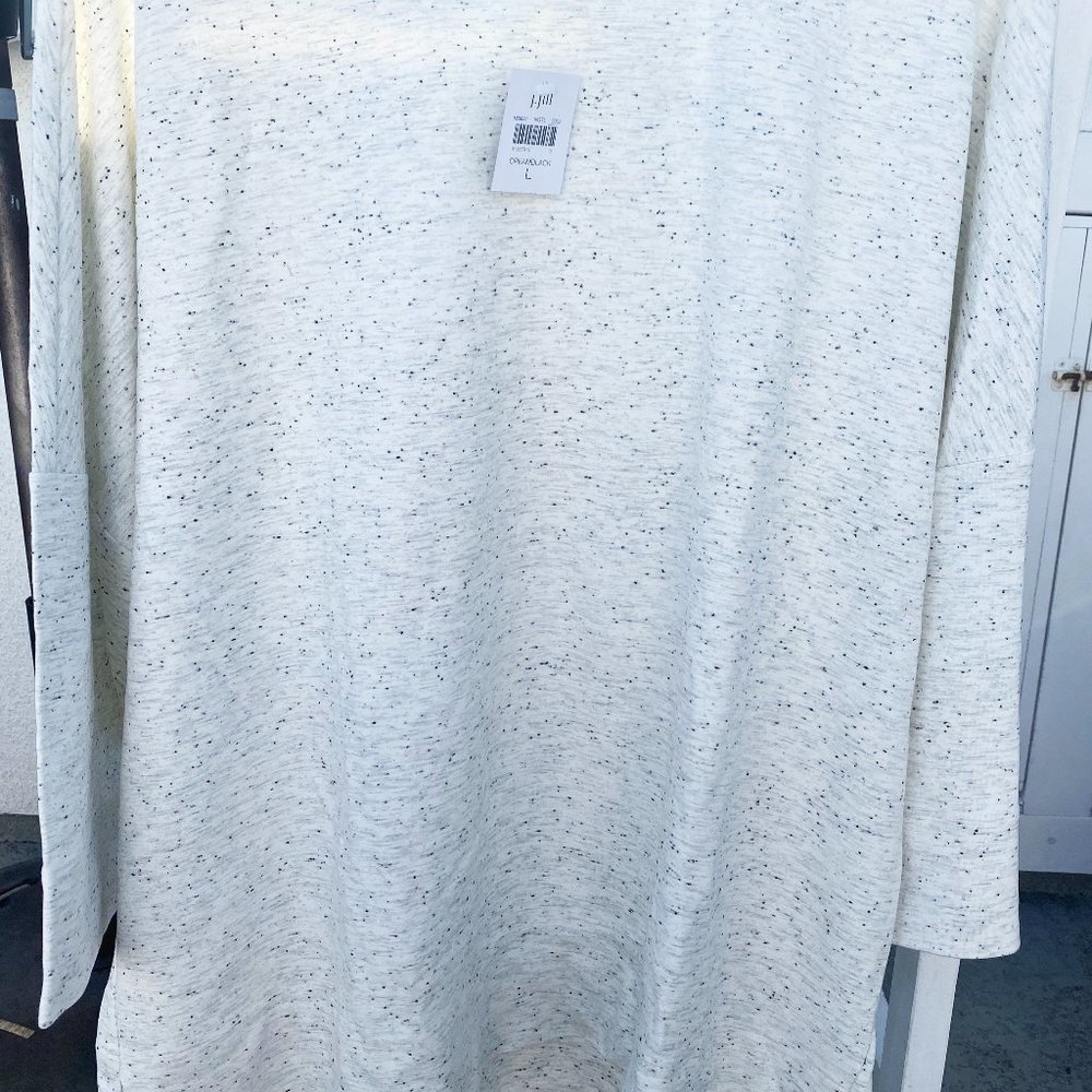 J JILL PONTE TUNIC --  SIZE L   NEVER WORN  CREAM BACKGROUND  BLACK FLECKS